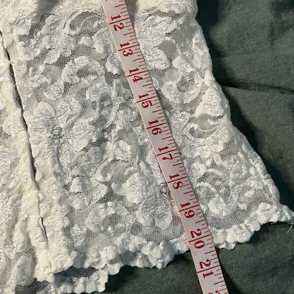 Y2K Icone Simons Lace Mesh Sheer Top Womens XL Off White Cropped Whimsigoth Vtg - Picture 7 of 7